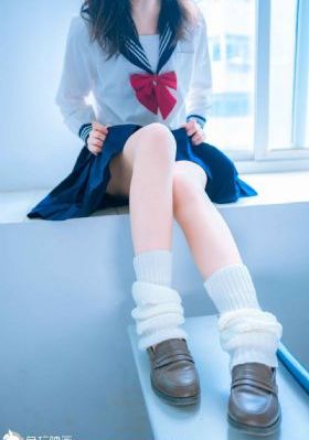 蜜桃来偷_正片免费观看